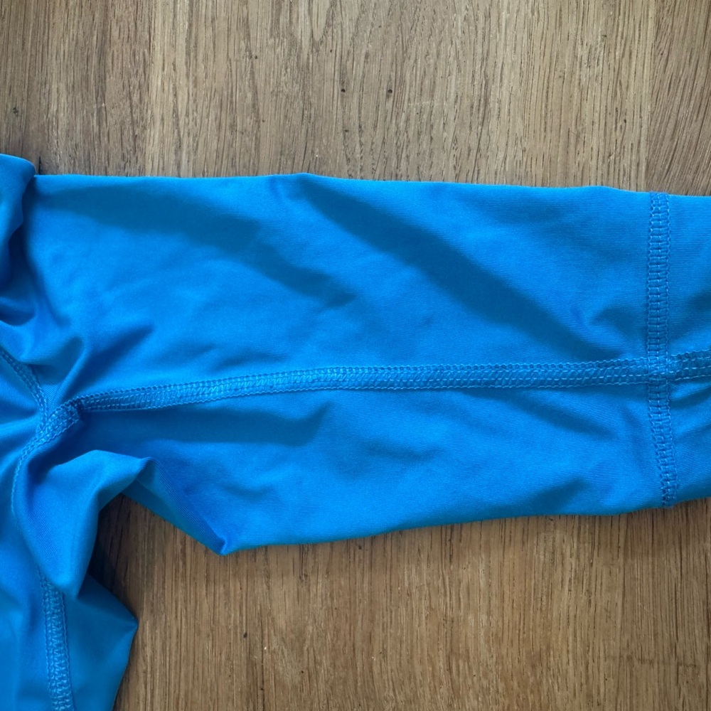 Volcom boys Performance Rash Guard - Picture 4 of 5